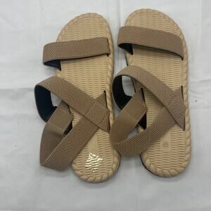 Sandals Women Size 9.5 Open Toe Flat Beige